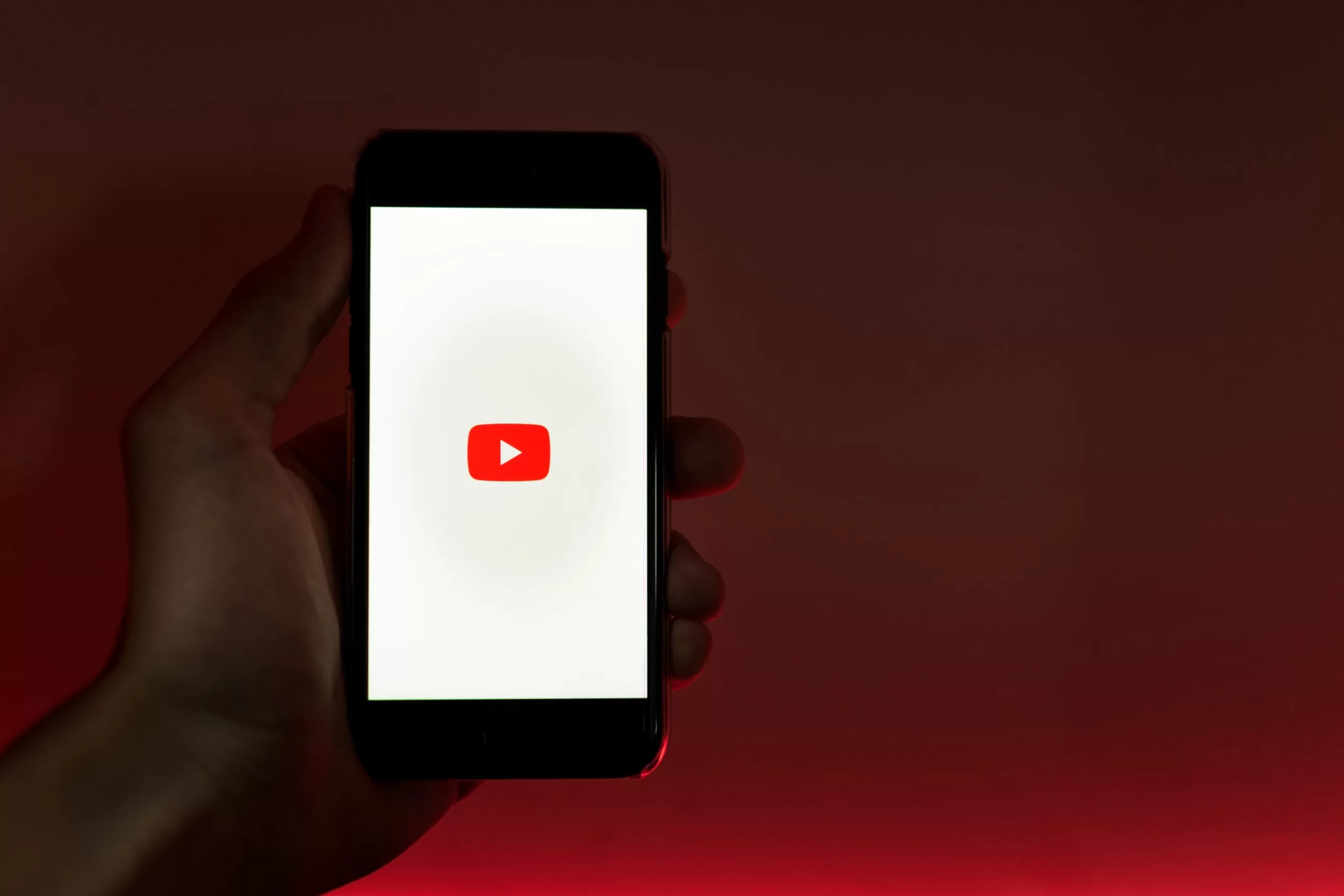 19 Most Popular YouTube Niches in Kenya in 2024 [For Beginners]